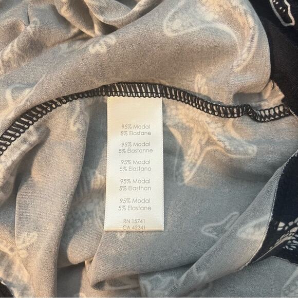 P.J Salvage navy blue seashell women's Cami size large - Picture 4 of 6